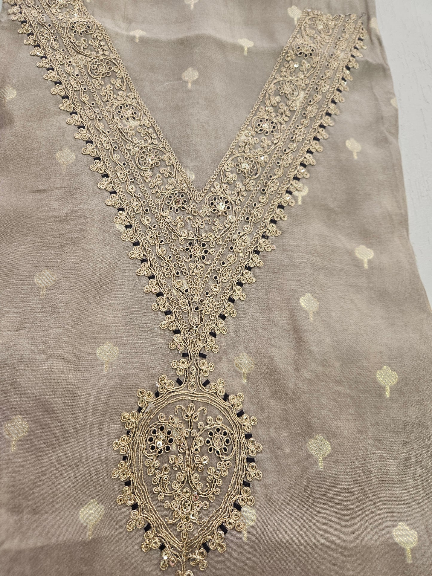 BANARSI SUIT - SOHA (BEIGE - PURPLE)
