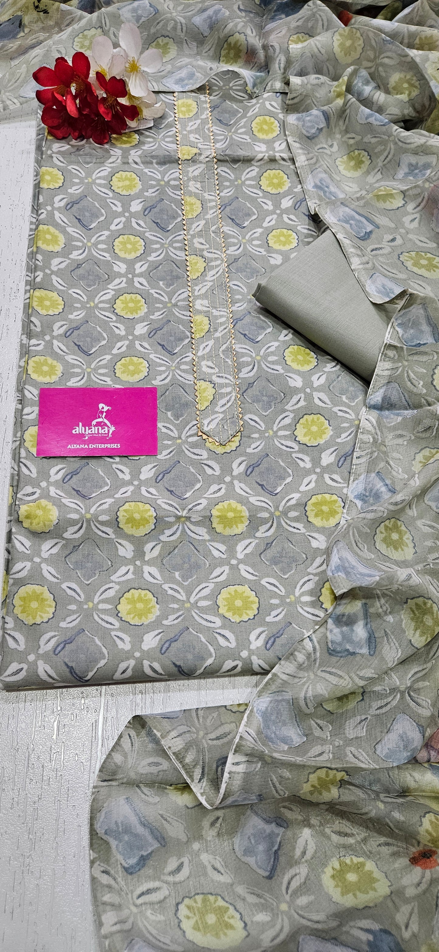 Bella Bella Lawn Cotton 3-Piece Unstitched Suit 6