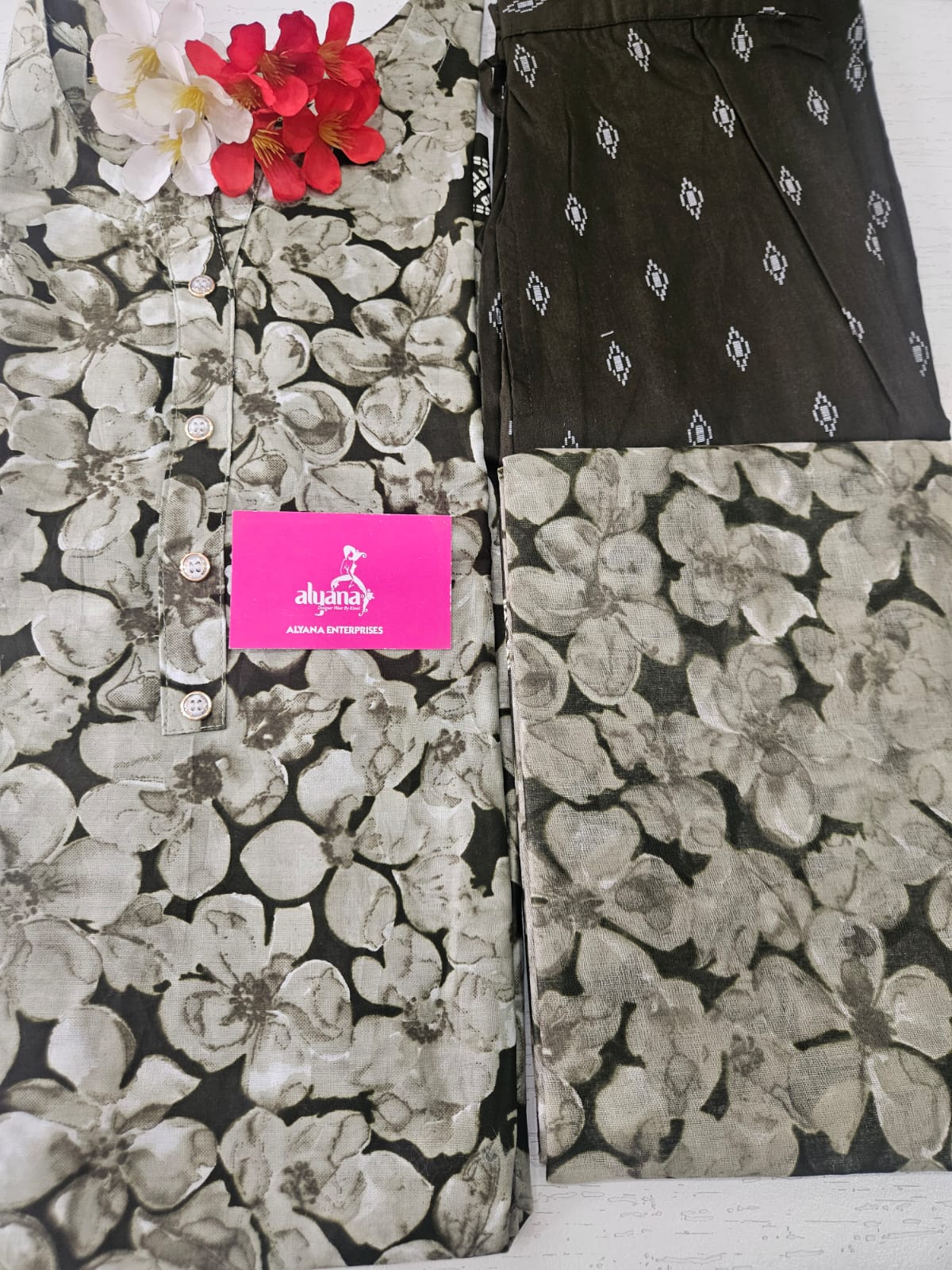 Ganpati Bella Cotton Stitched 3-Piece Suit Set – Olive Green (XXL)