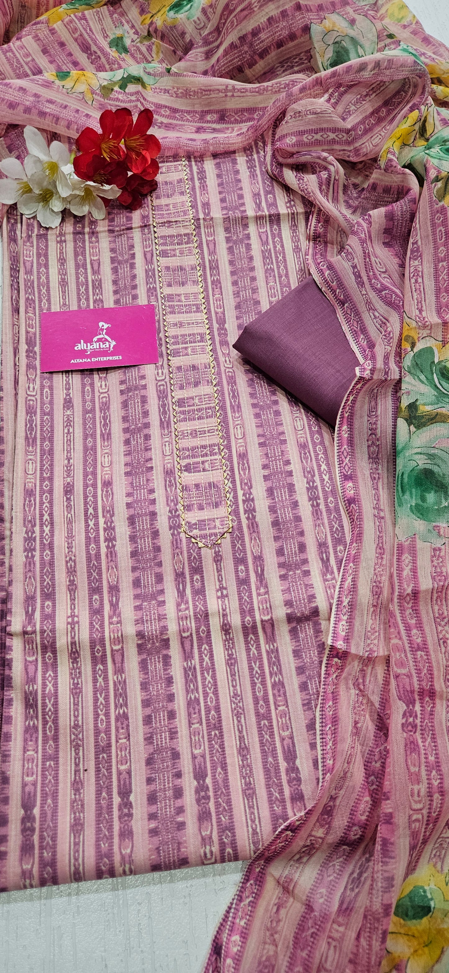 Bella Bella Lawn Cotton 3-Piece Unstitched Suit 5