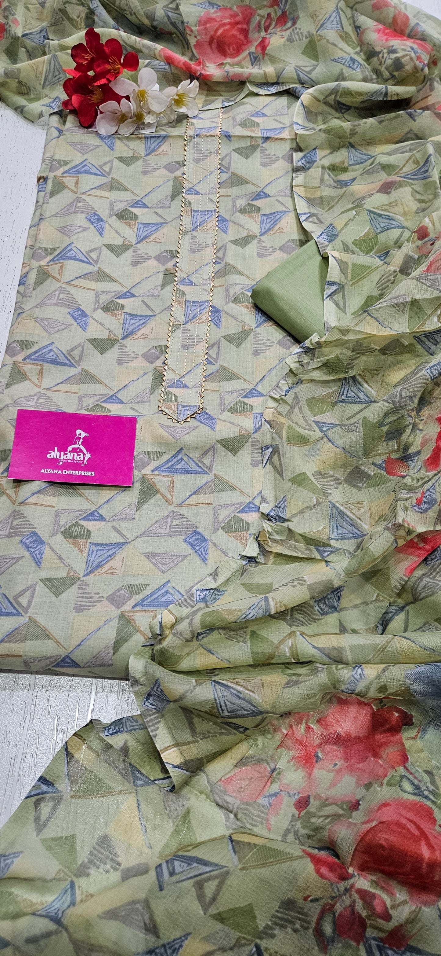 Bella Bella Lawn Cotton 3-Piece Unstitched Suit 8